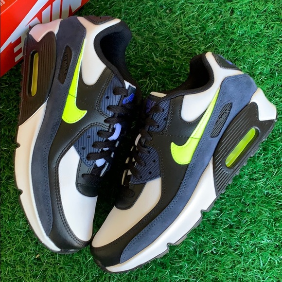 NIKE AIR MAX 90 LTR (GS) WMNS - Picture 15 of 16